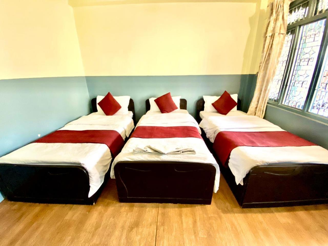 Hotel Piya Pvt Ltd Pokhara Zimmer foto